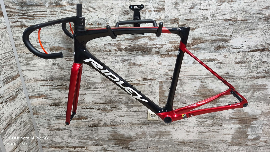 Карбонова рамка Ridley Fenix SLIC Disc Forza Cirrus PRO | M