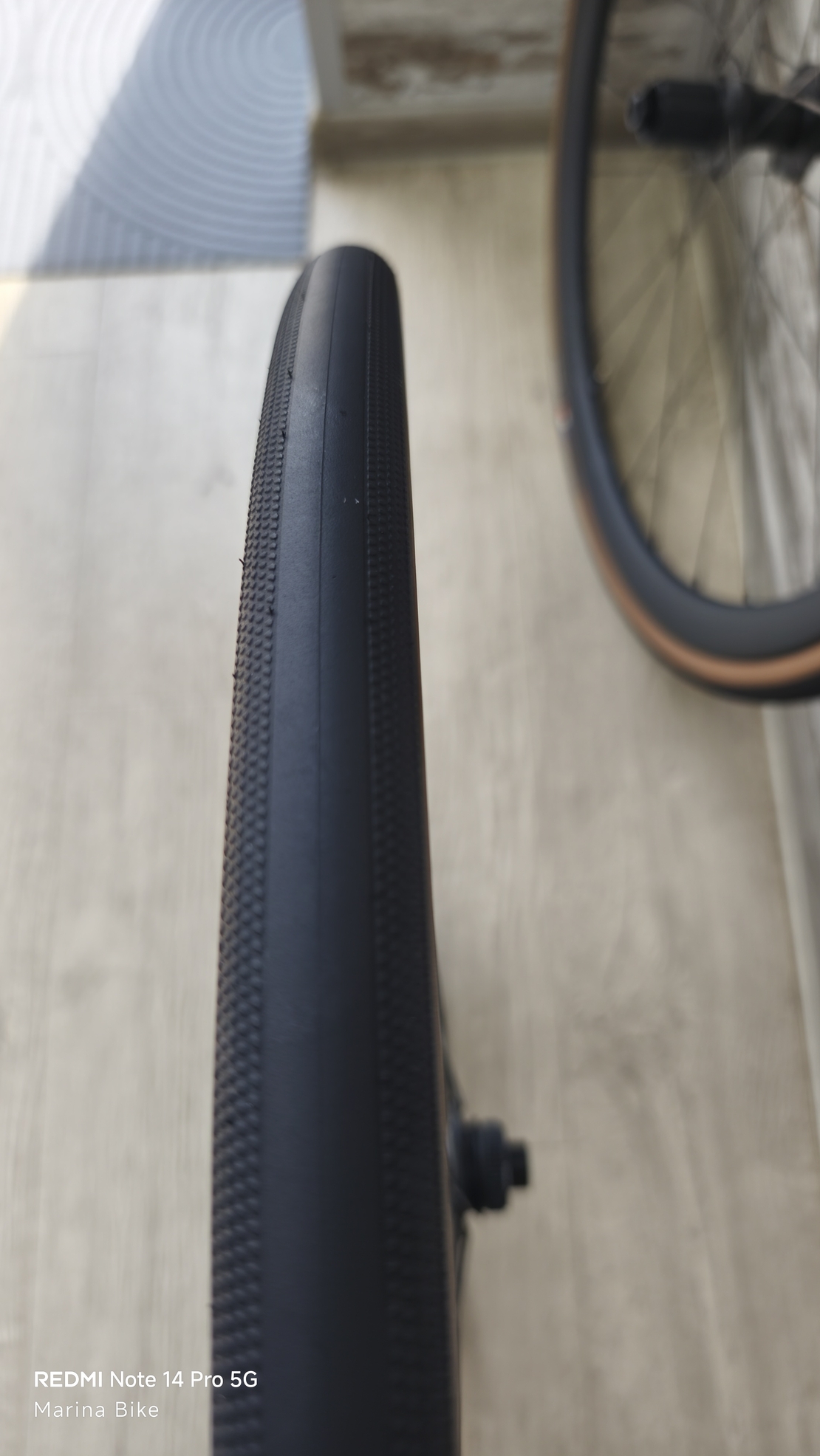 Карбонови капли Bontrager Aeolus Elite 35 TLR Disc R3 Tubeless | HG
