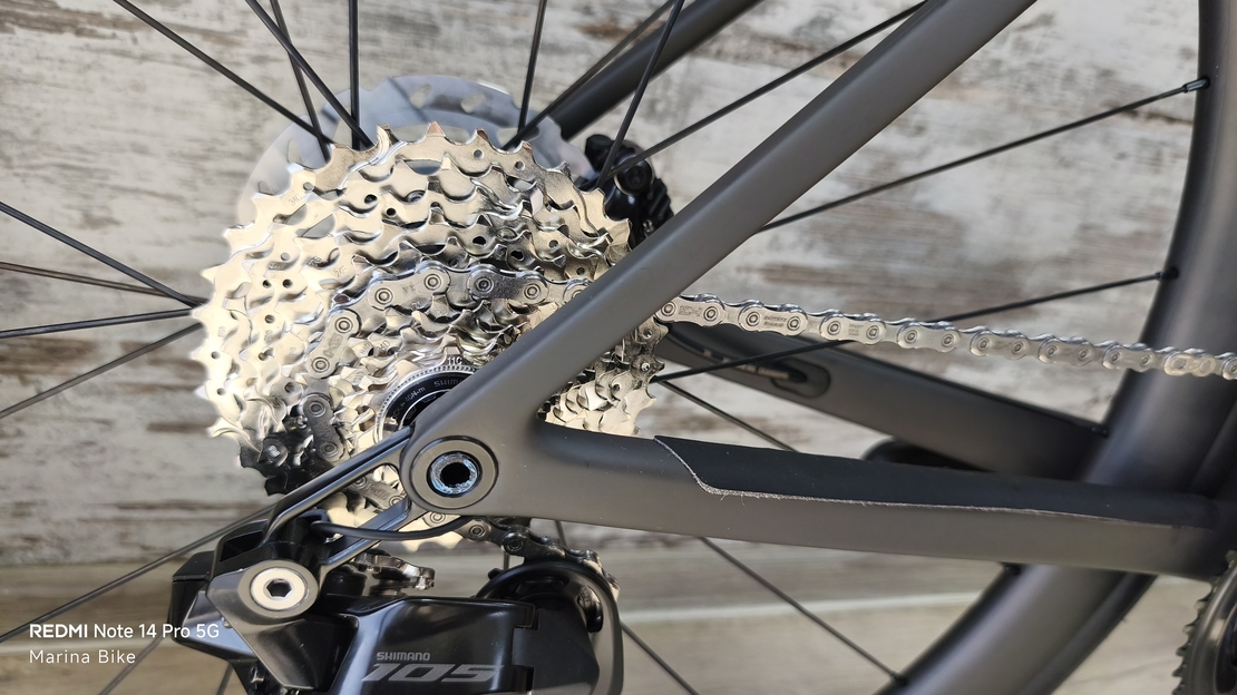 DEMO Scott Addict RC30 105 Di2 Syncros Capital 1.0 | L