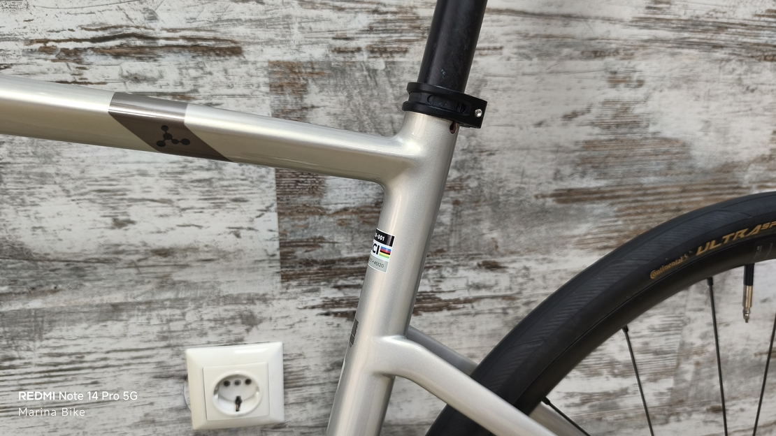 Argon 18 Equation SRAM Rival AXS DT Swiss | M