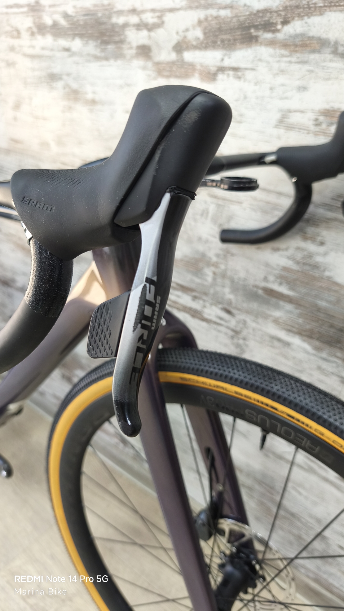 Scott Addict 20 Gravel Disc SRAM Force AXS XPLR Aeolus 3V | S