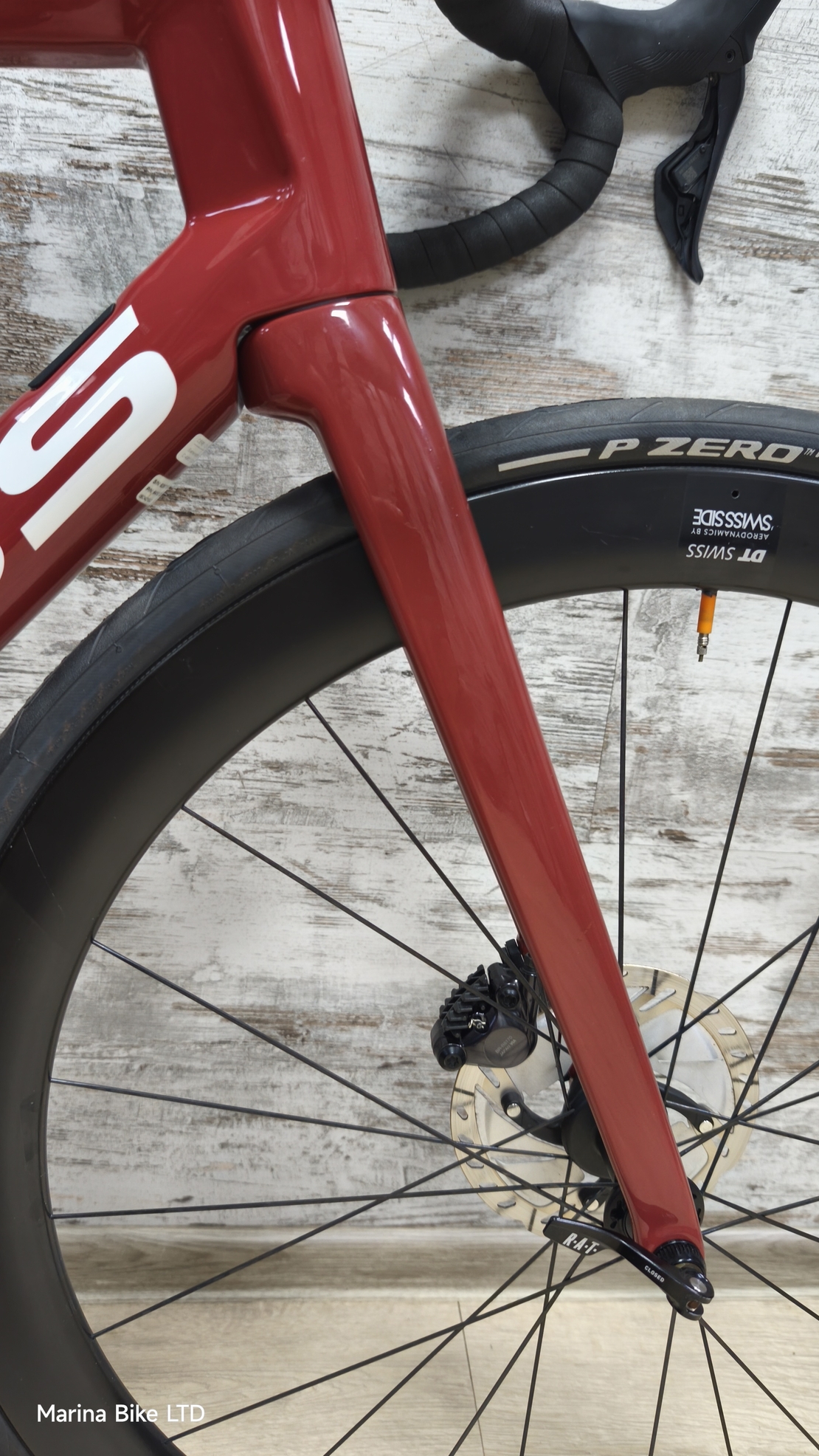 Focus Izalco Max Ultegra Di2 Disc DT Swiss ARC 1450 DiCut | 56