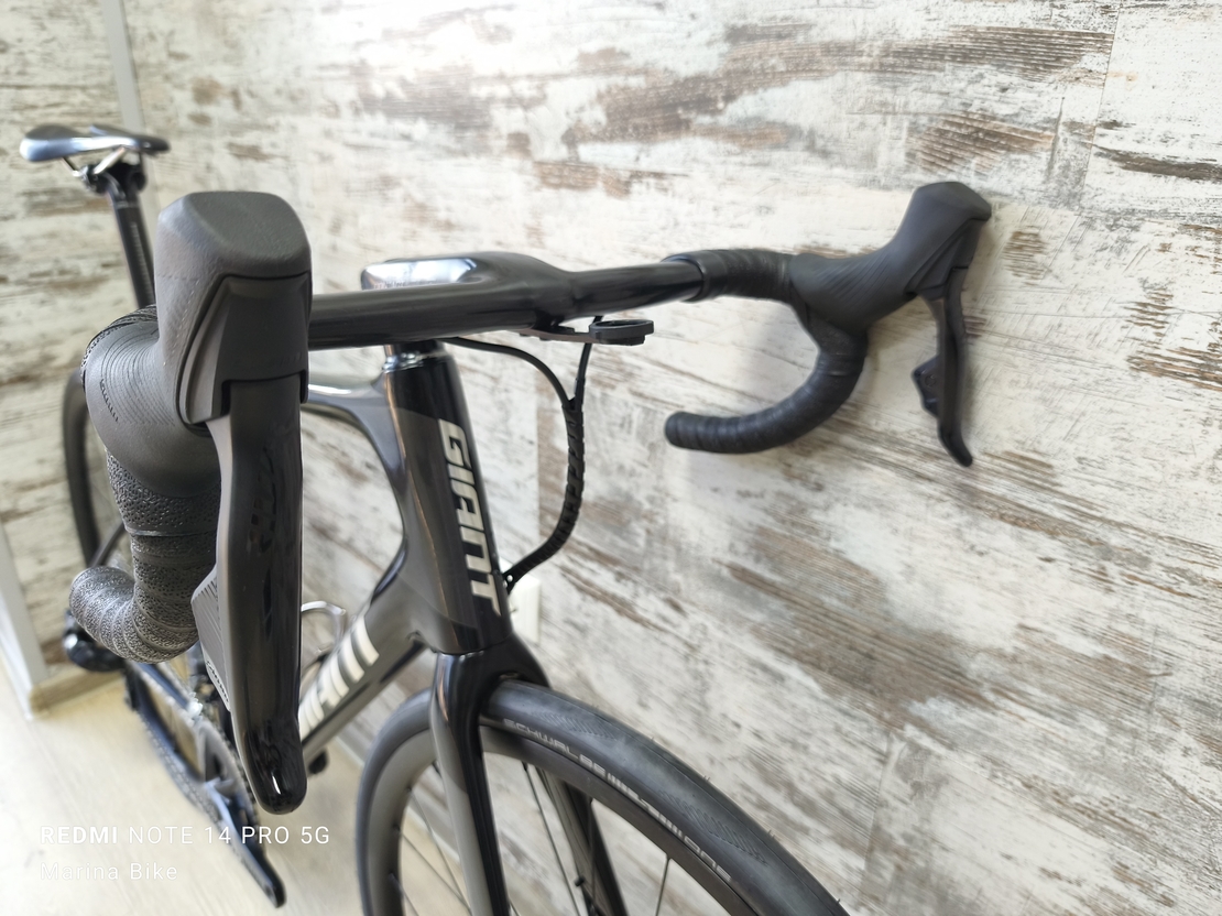 ЧАСТНА ПРОДАЖБА | Giant Defy Pro 0 Disc SRAM AXS Syncros | M/L