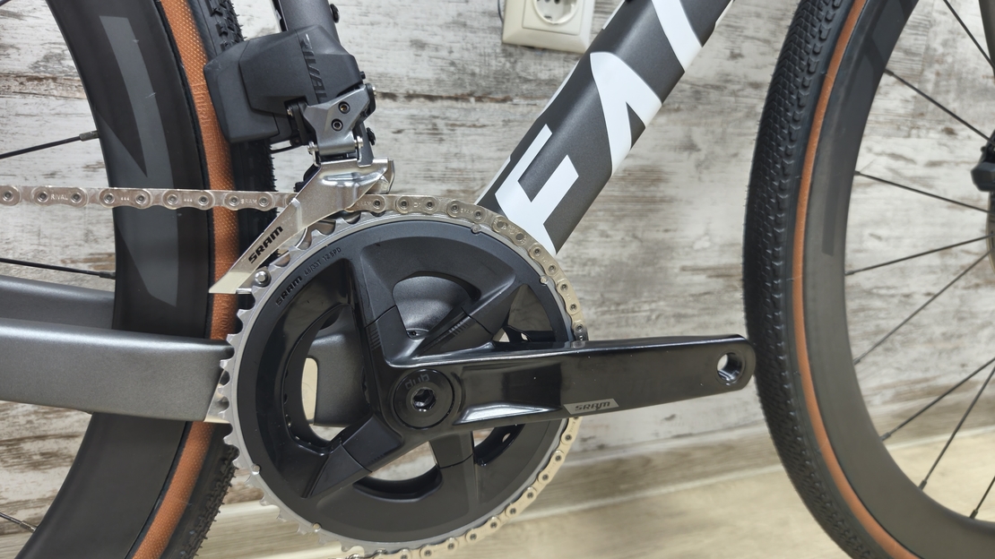 Factor LS Gravel SRAM Force/Rival AXS CeramicSpeed Zipp 303S Tubeless | 49