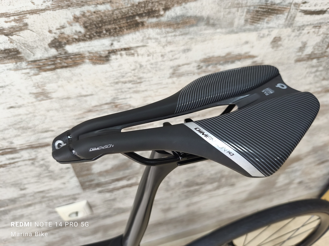 Giant Defy Pro Disc Ultegra Di2 Fulcrum | M/L