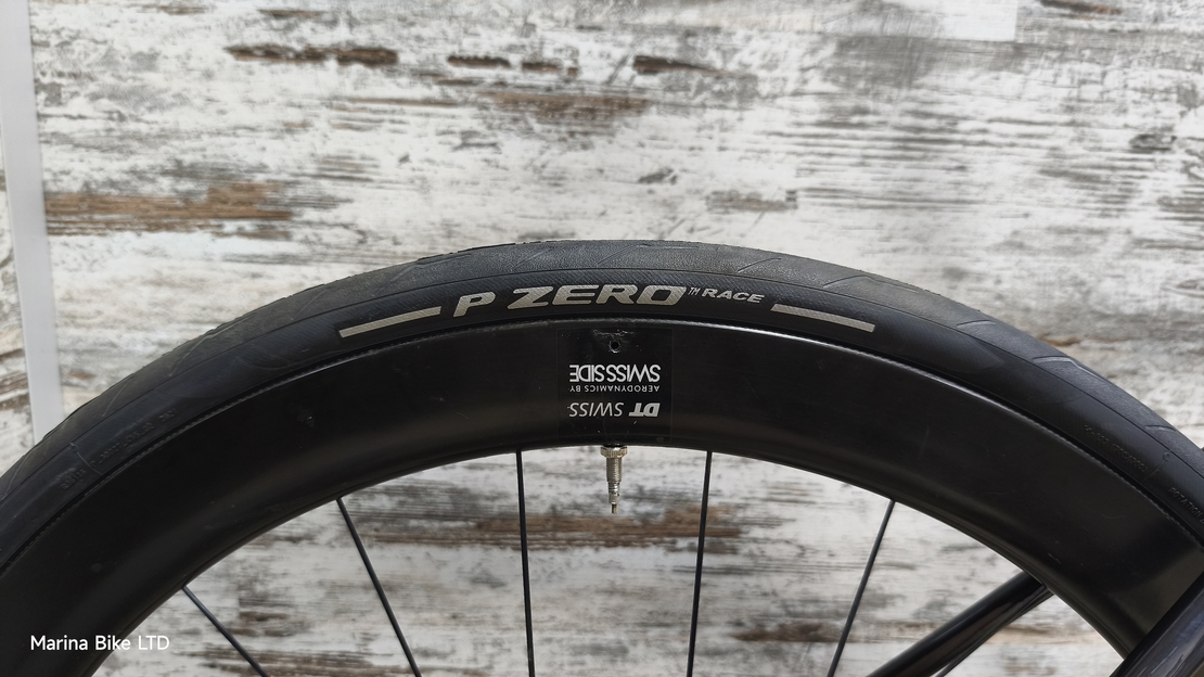 Focus Izalco Max Ultegra Di2 Disc DT Swiss ARC 1450 DiCut | 56