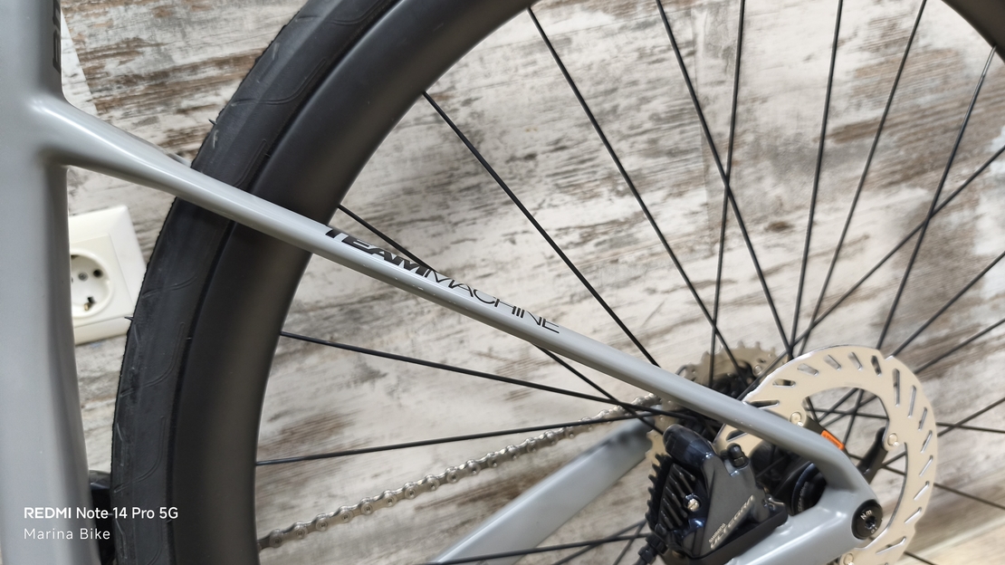 BMC Teammachine SLR01 Four Disc Ultegra Di2 CRD351  | 47