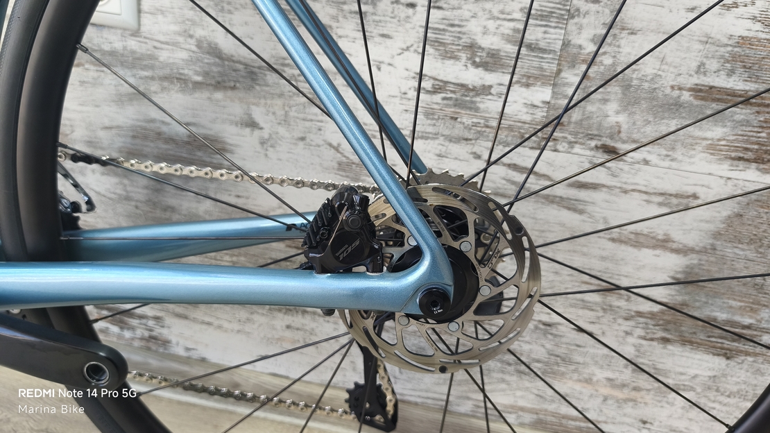 Giant TCR Pro 1 Disc Shimano 105 Di2 DT Swiss R470 | M