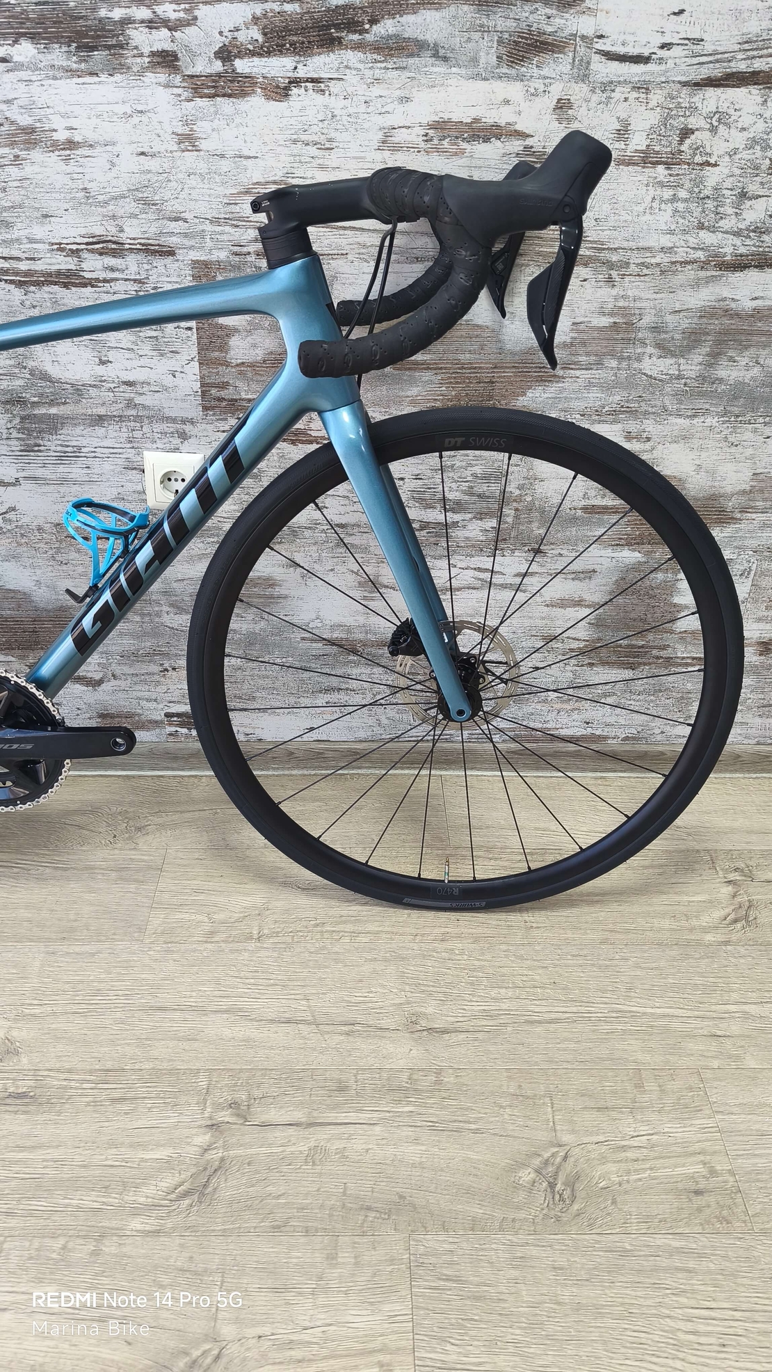 Giant TCR Pro 1 Disc Shimano 105 Di2 DT Swiss R470 | M