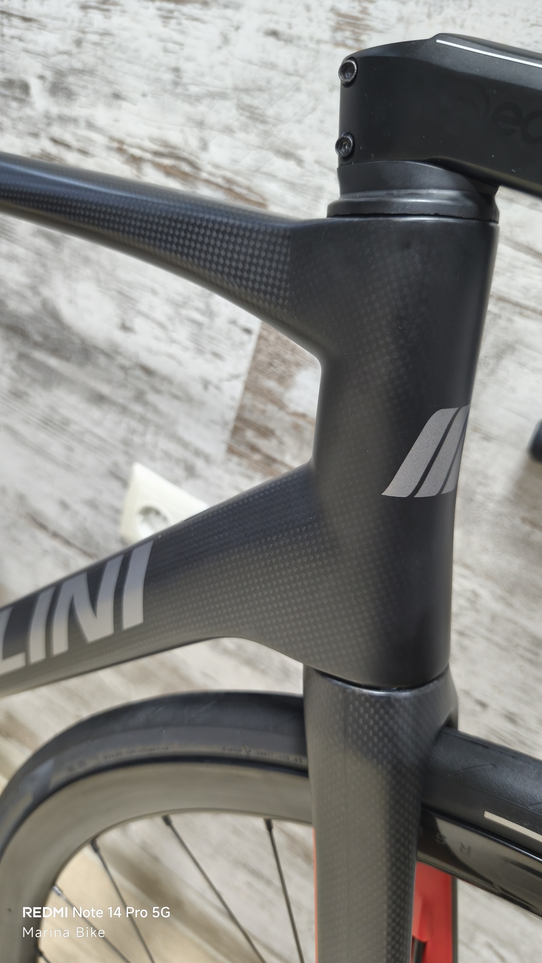 Cipollini Dolomia Ultegra Di2 Aeolus RSL 37 Carbon | L