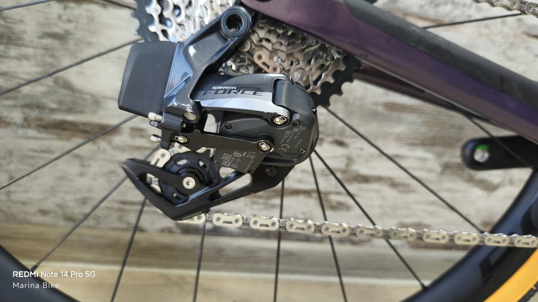 Scott Addict 20 Gravel Disc SRAM Force AXS XPLR Aeolus 3V | S