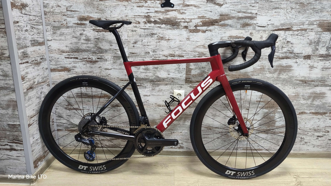 Focus Izalco Max Ultegra Di2 Disc DT Swiss ARC 1450 DiCut | 56