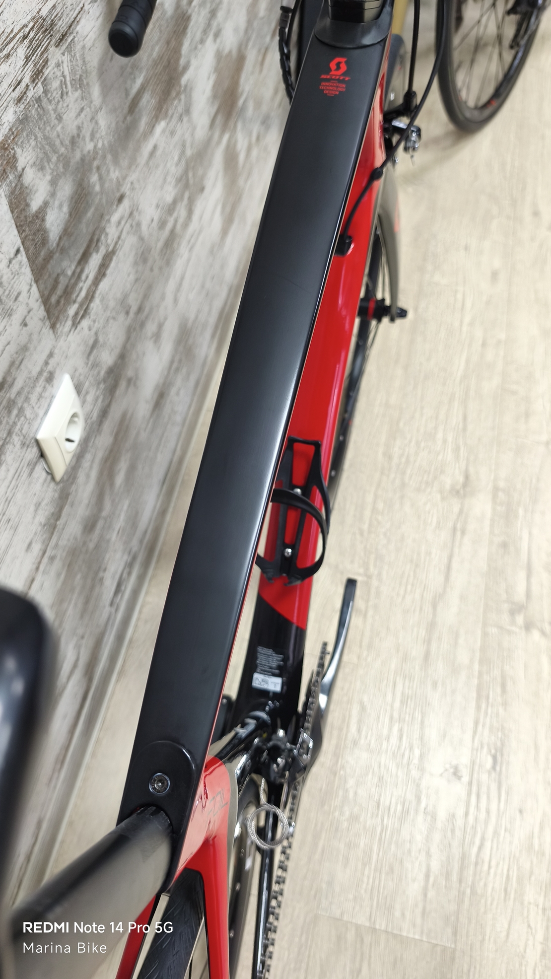 Scott Foil 30 105 R7000 Shimano/Syncros | L