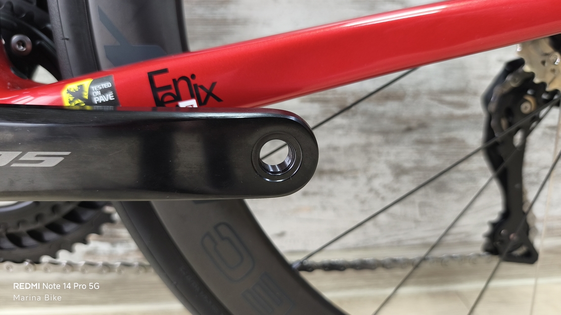 Ridley Fenix SLiC Disc Shimano 105 DI2 Novatec Tubeless | M