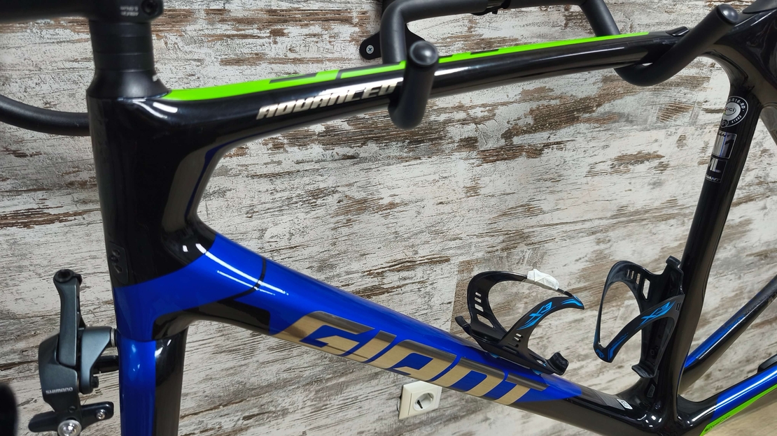 Карбонова рамка Giant TCR Rim | M