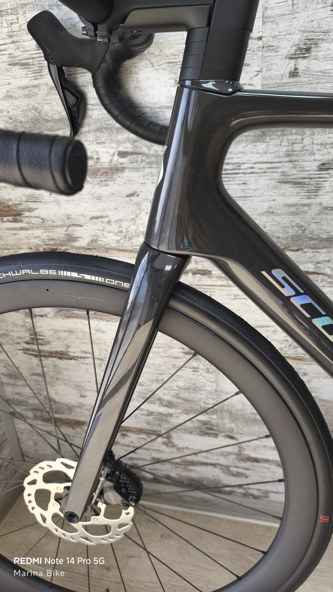 DEMO Scott Addict RC30 105 Di2 Syncros Capital 1.0 | L