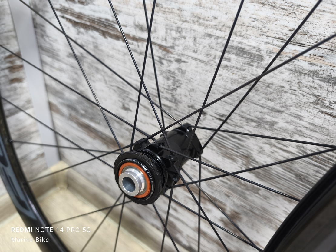 Карбонови капли Fulcrum Wind 40 Disc | HG