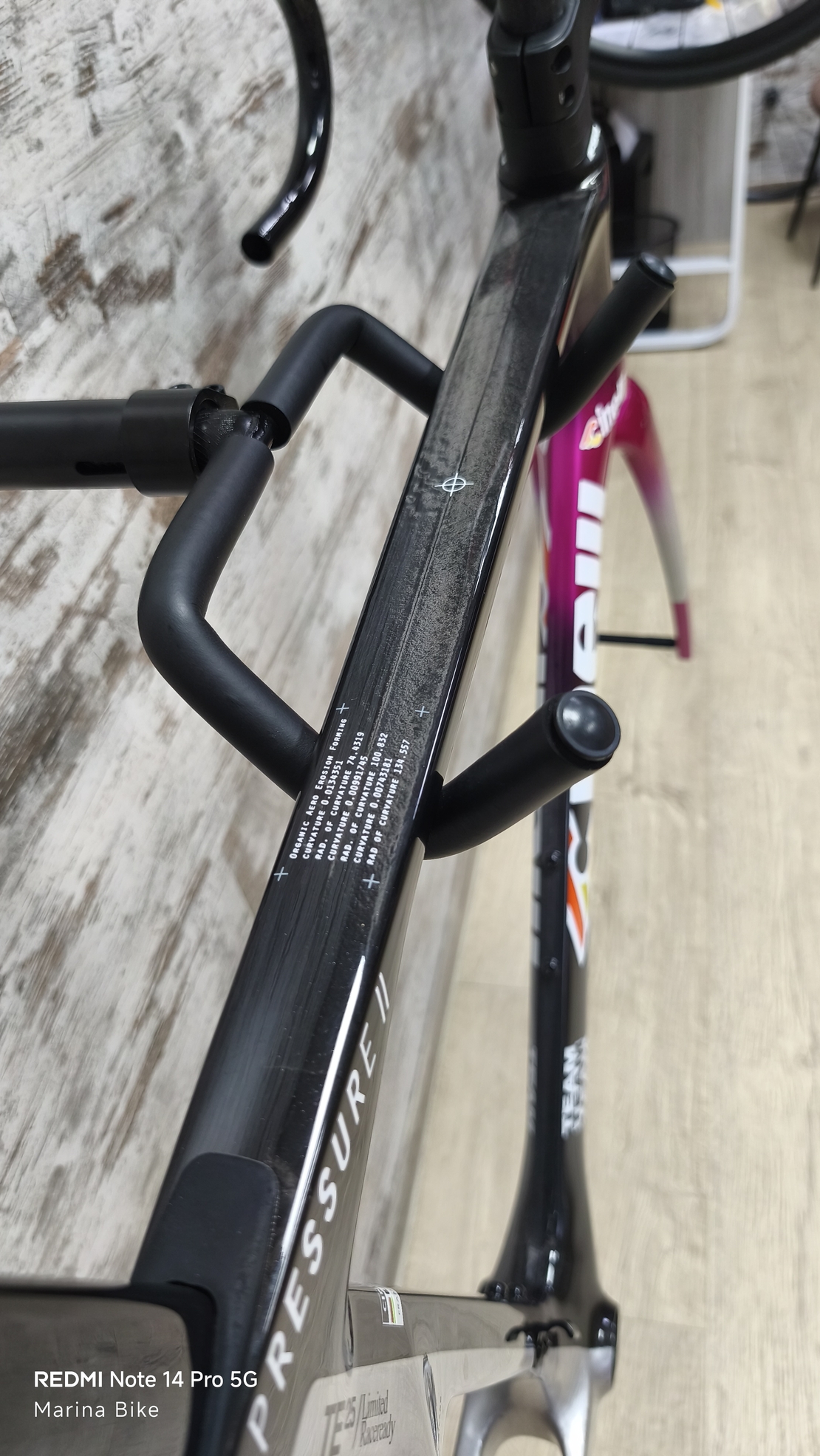 Карбонова рамка Cinelli Pressure II Team Colpack Disc | L