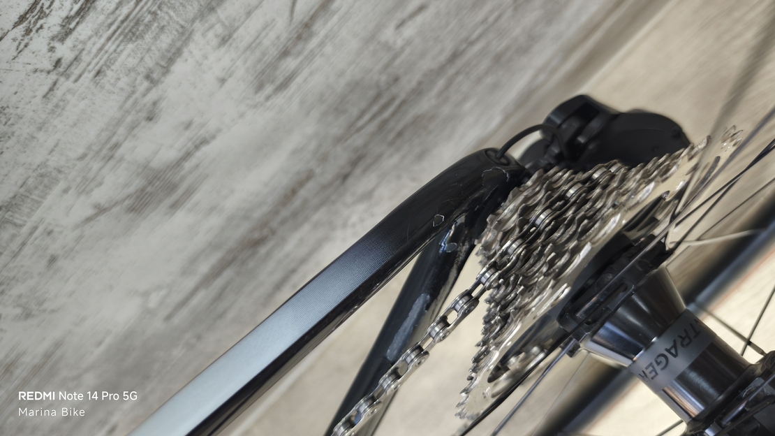 Giant Defy Pro 1 Disc 105 Di2/Ultegra Aeolus Pro 37 Tubeless | S