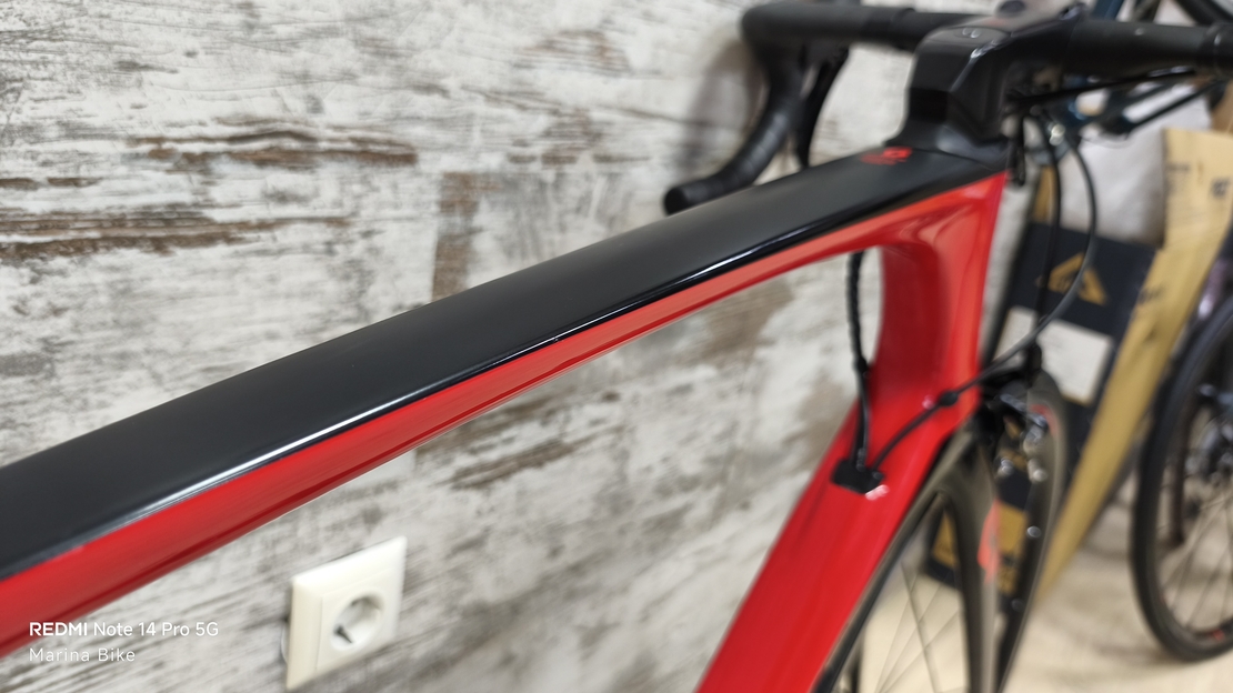 Scott Foil 30 105 R7000 Shimano/Syncros | L