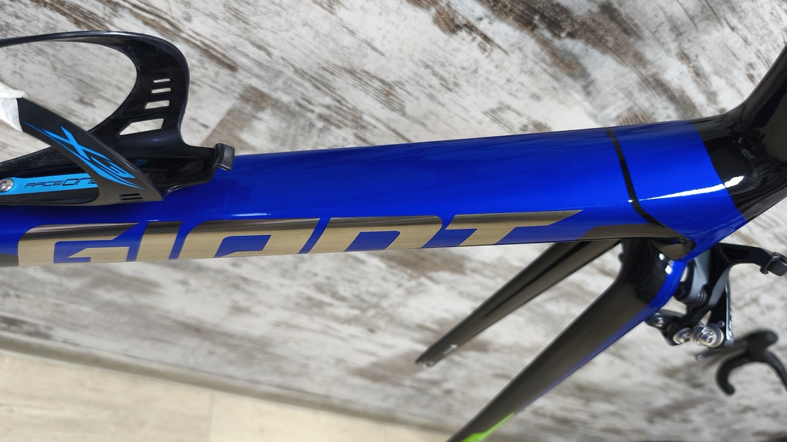 Карбонова рамка Giant TCR Rim | M