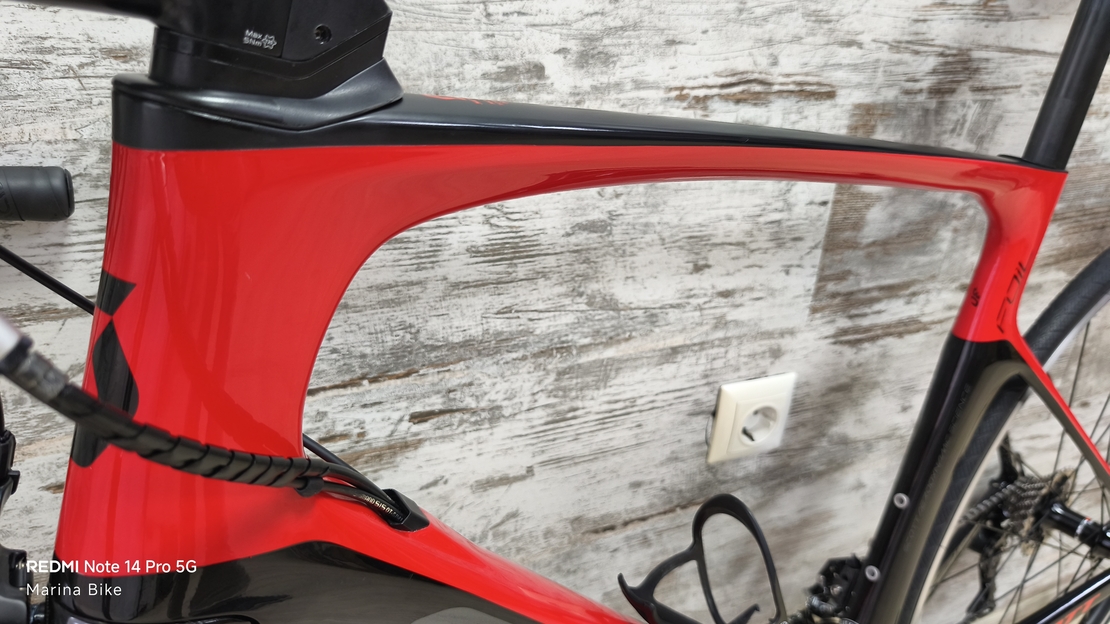 Scott Foil 30 105 R7000 Shimano/Syncros | L