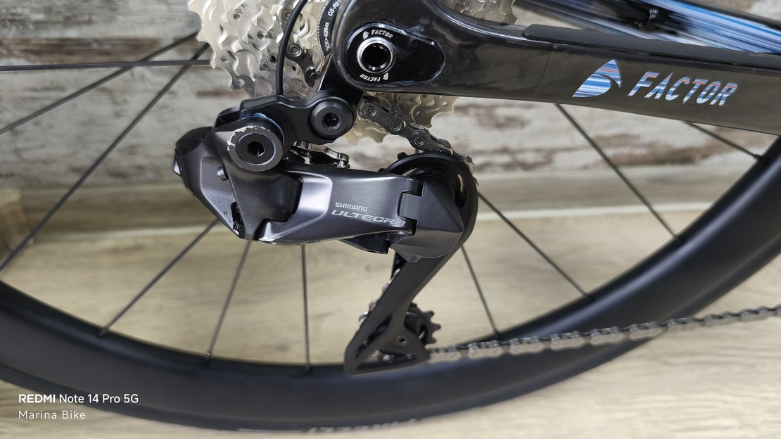 Factor Ostro Vam Disc Ultegra Di2 12S Vision SC45 Carbon | 54