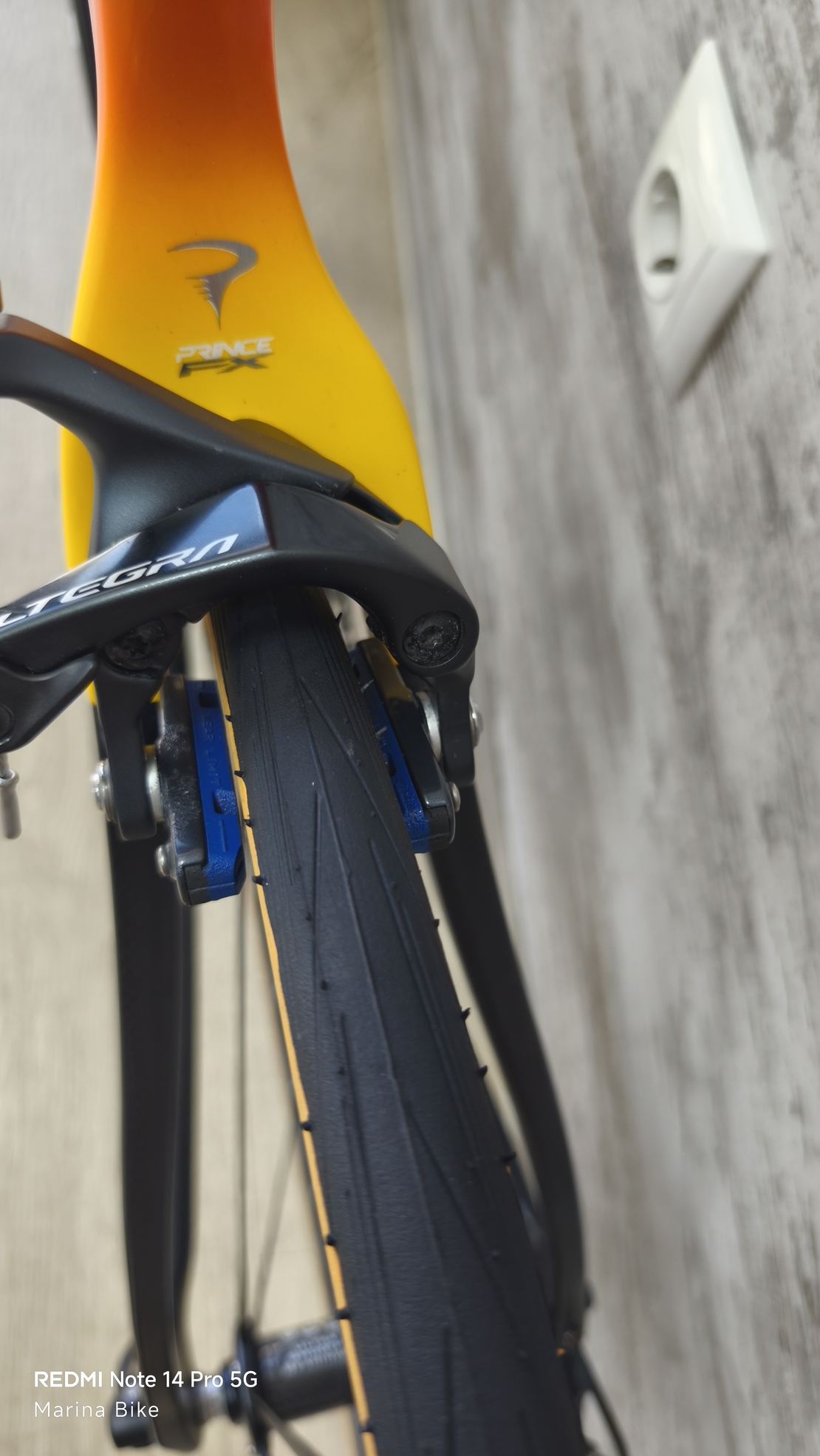 Pinarello Prince FX Ultegra R8000 Fulcrum Zero Nite Ceramic Rim | 53