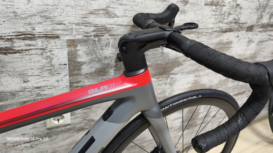 BMC Teammachine SLR01 Four Disc Ultegra Di2 CRD351  | 47