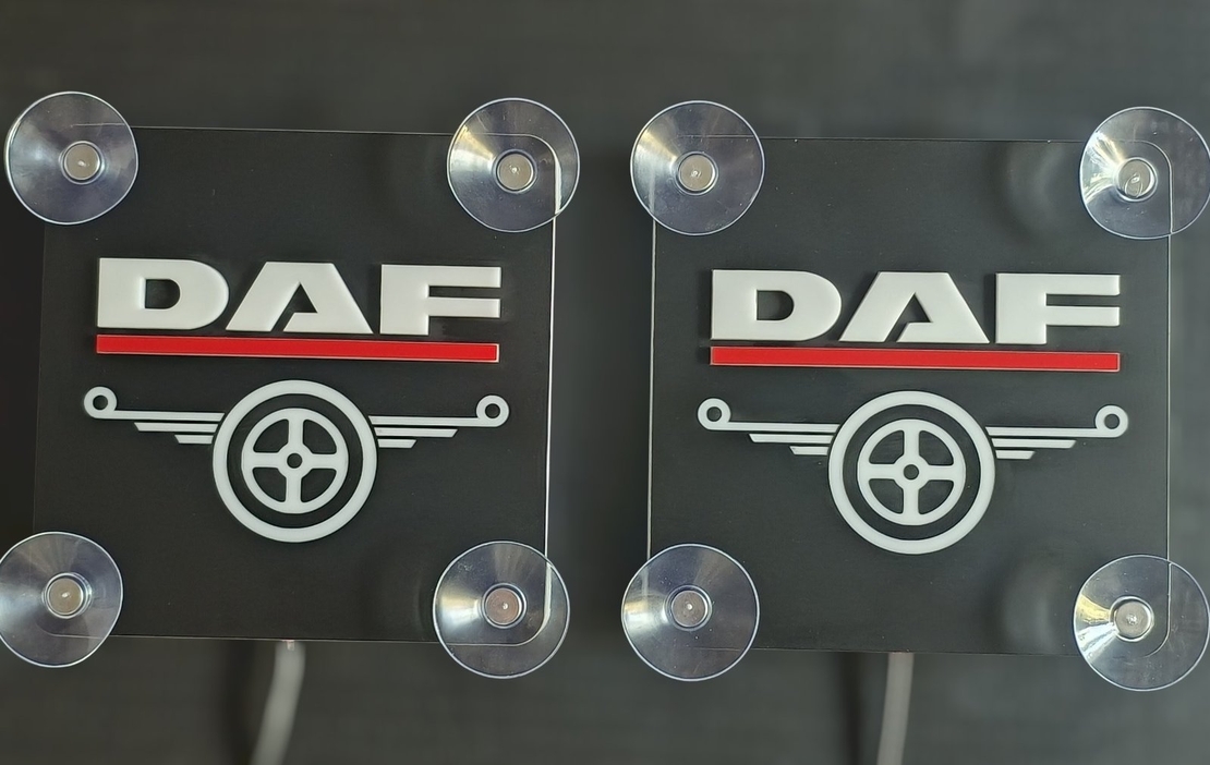 Двойни светещи LED табели ДАФ/DAF с лого за предно стъкло