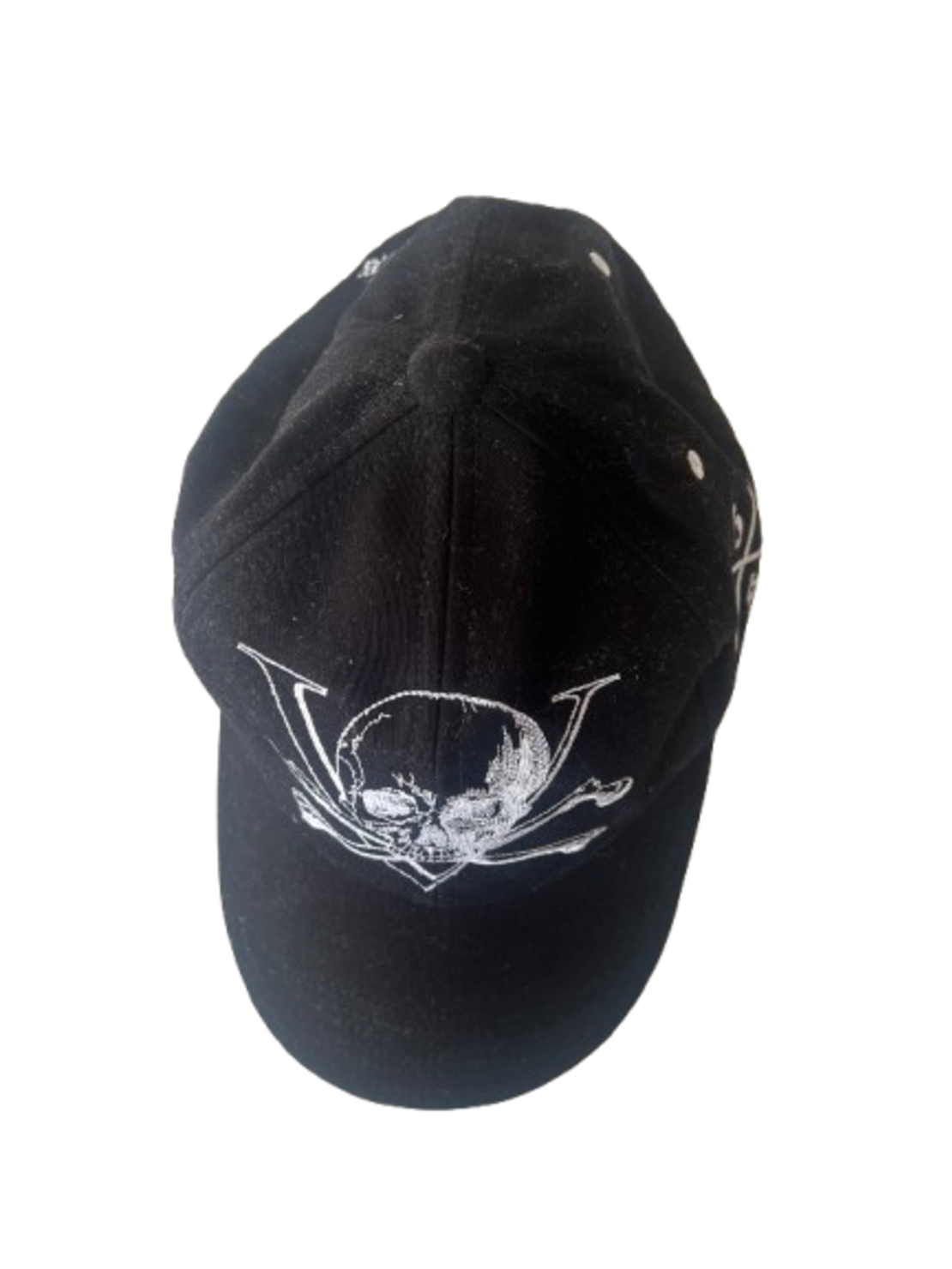 Black baseball cap