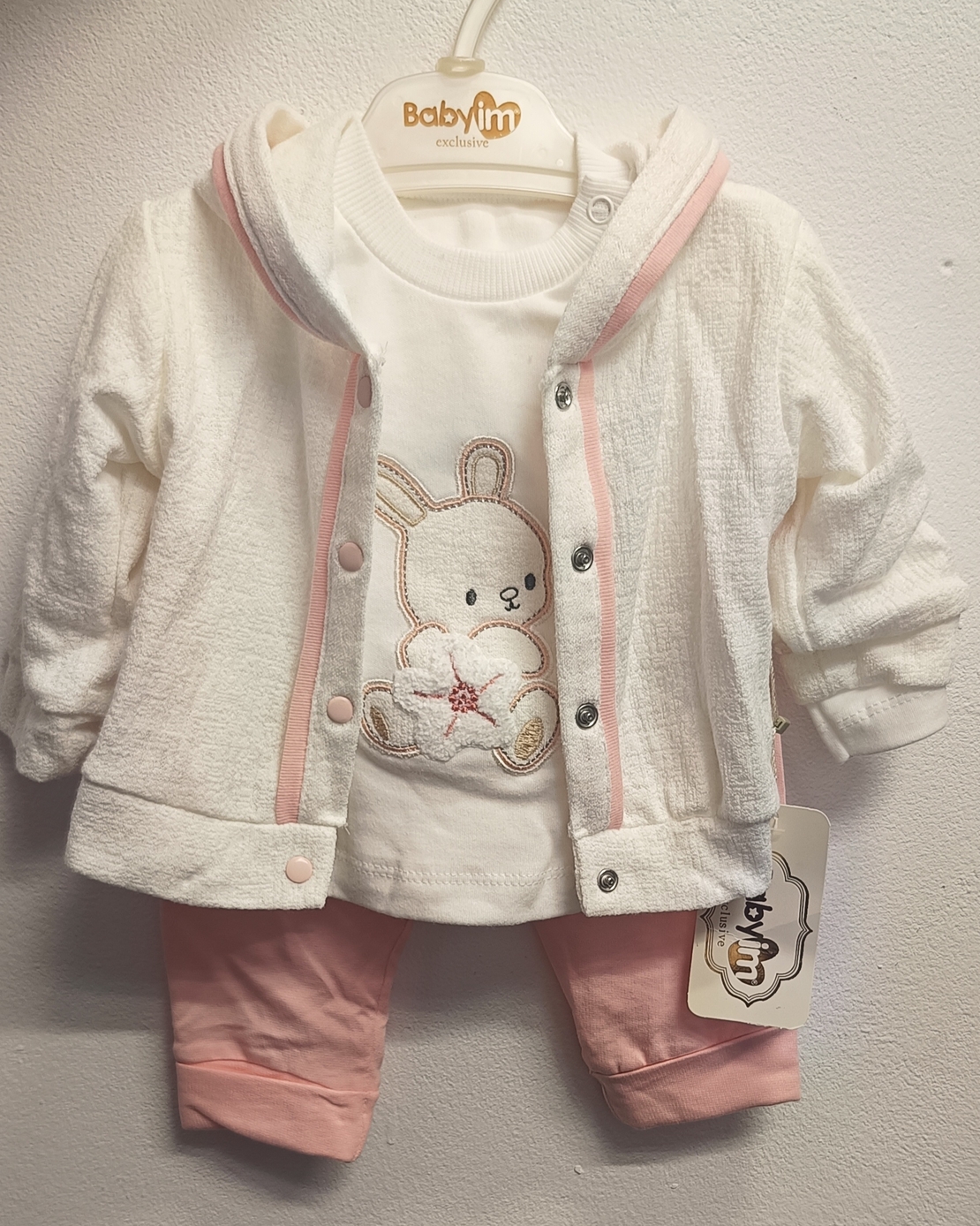 Комплект от 3 части  Бяло Зайче