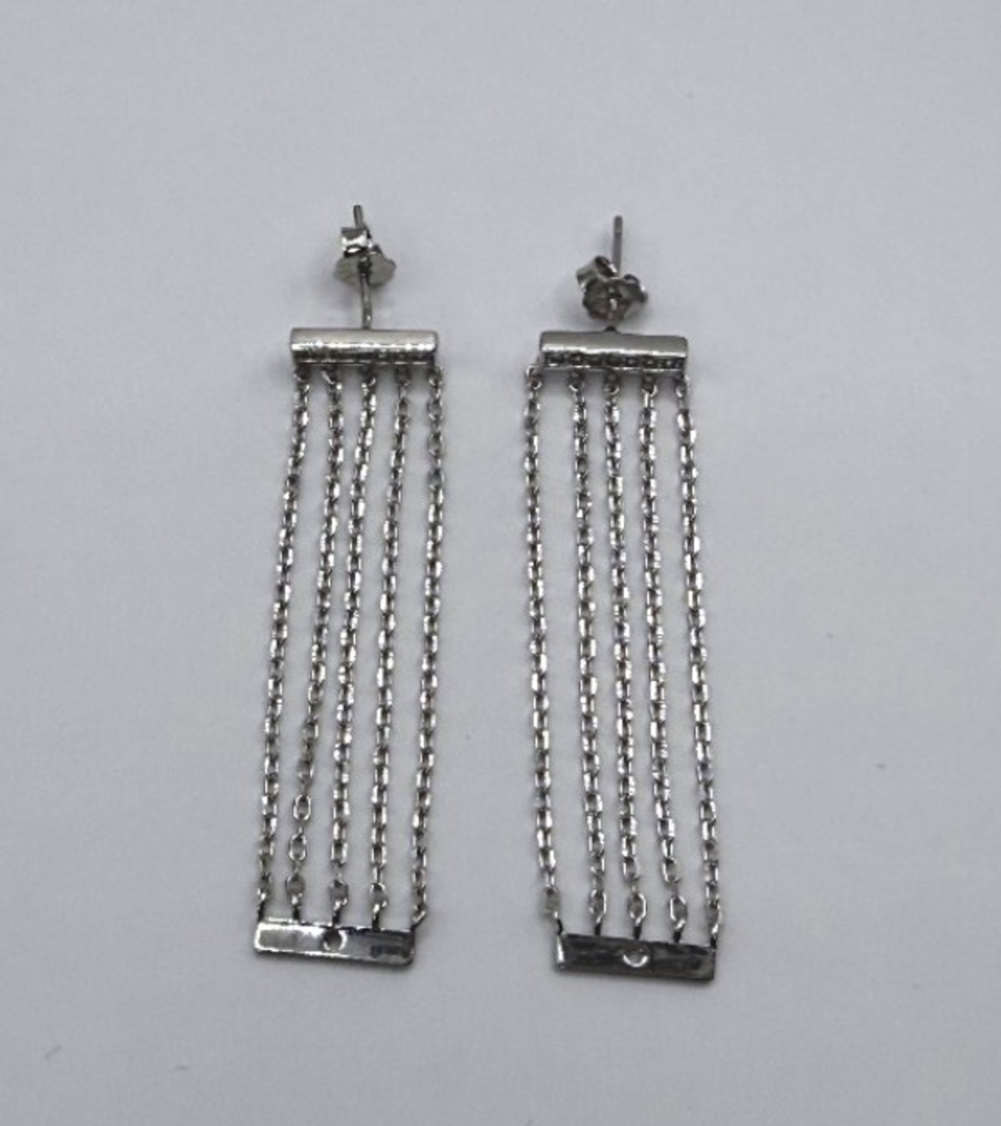 Висящи обици на щифт