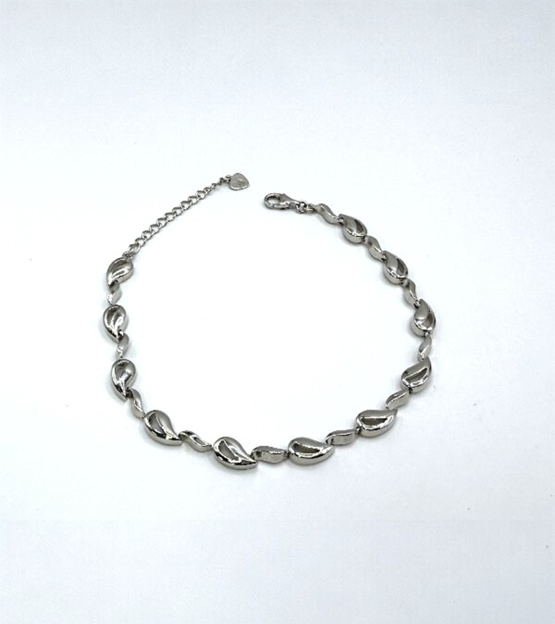 Сребърна родирана гривна капки