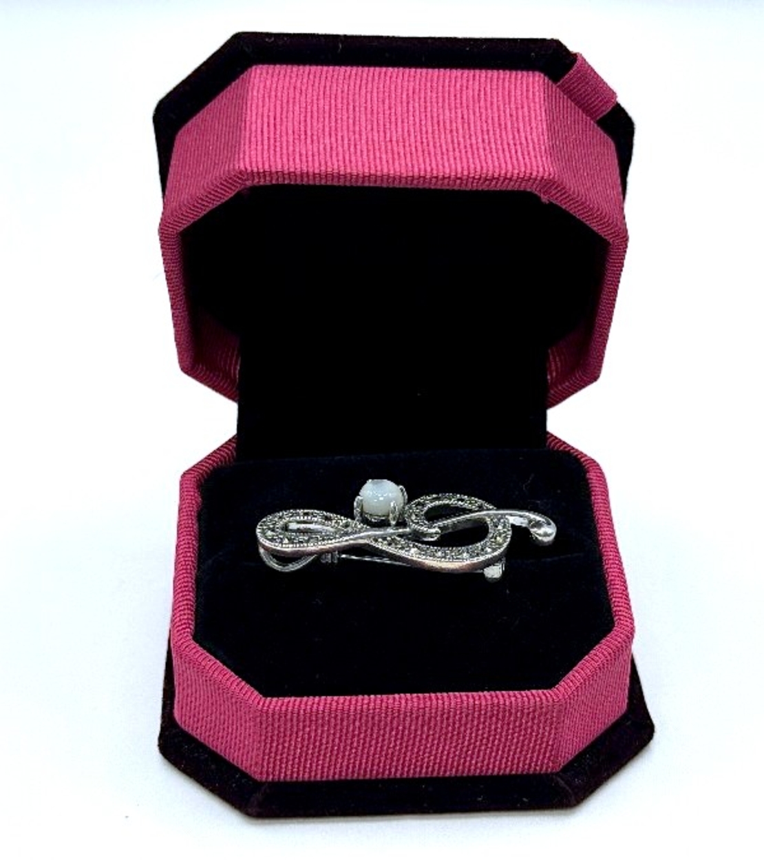 Брошка ключ сол с марказити и седеф