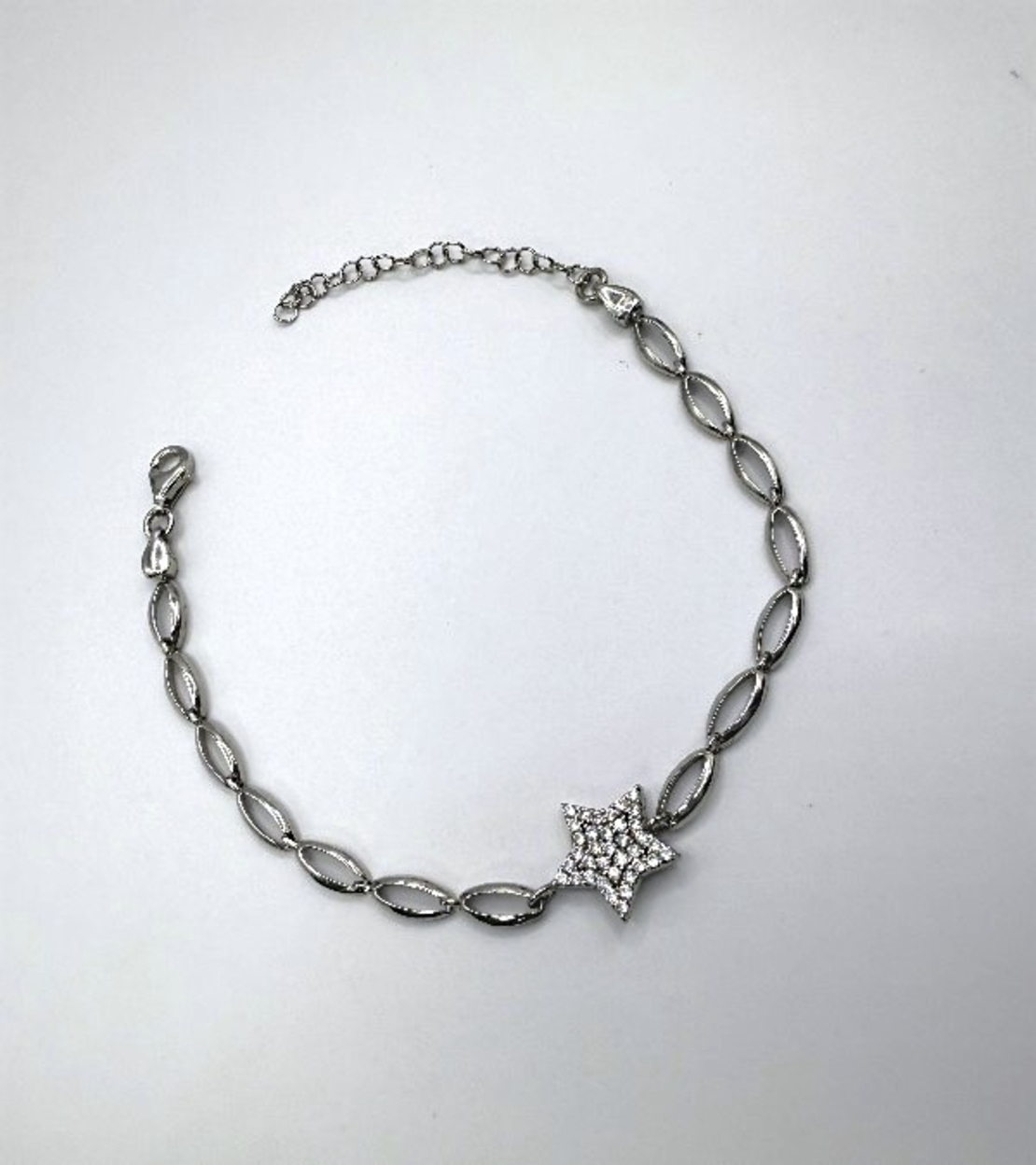 Сребърна родирана гривна със звезда