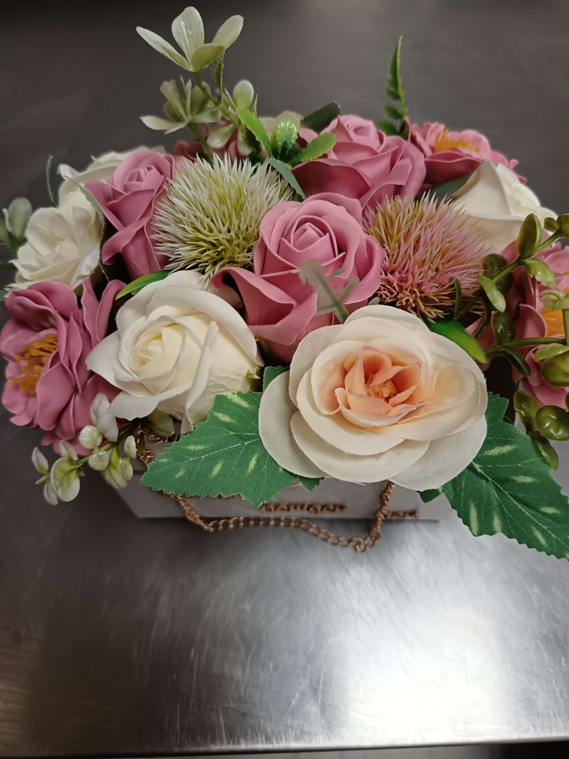 Чантичка с цветя