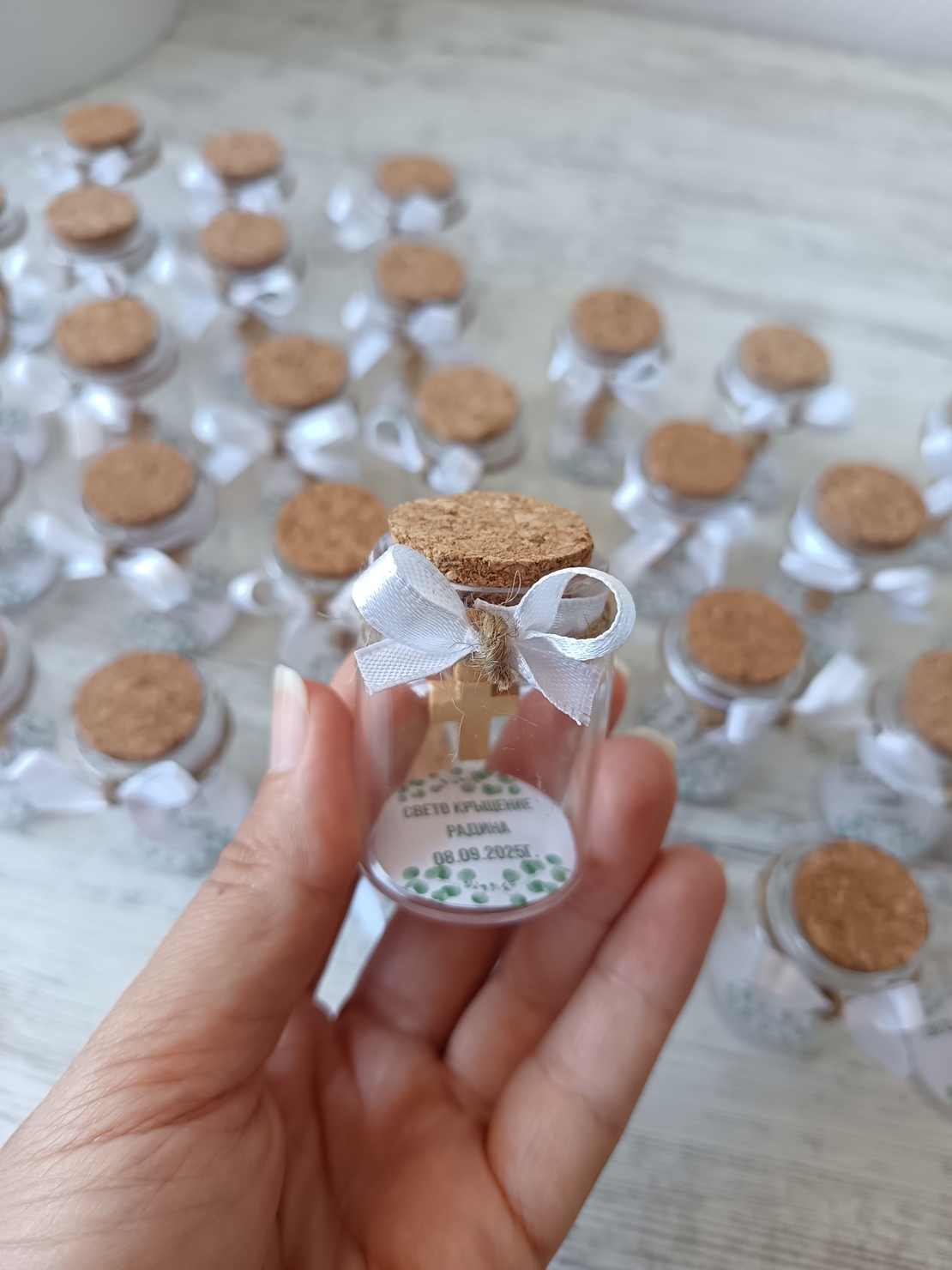 Подаръчни шишенца за кръщене