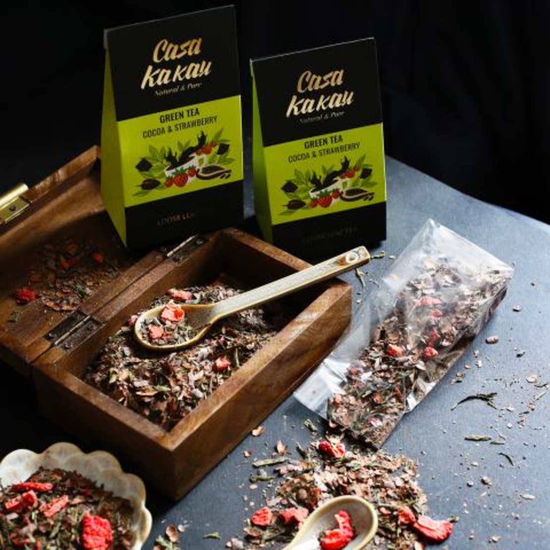 КАКАО, ЗЕЛЕН ЧАЙ И ЯГОДИ