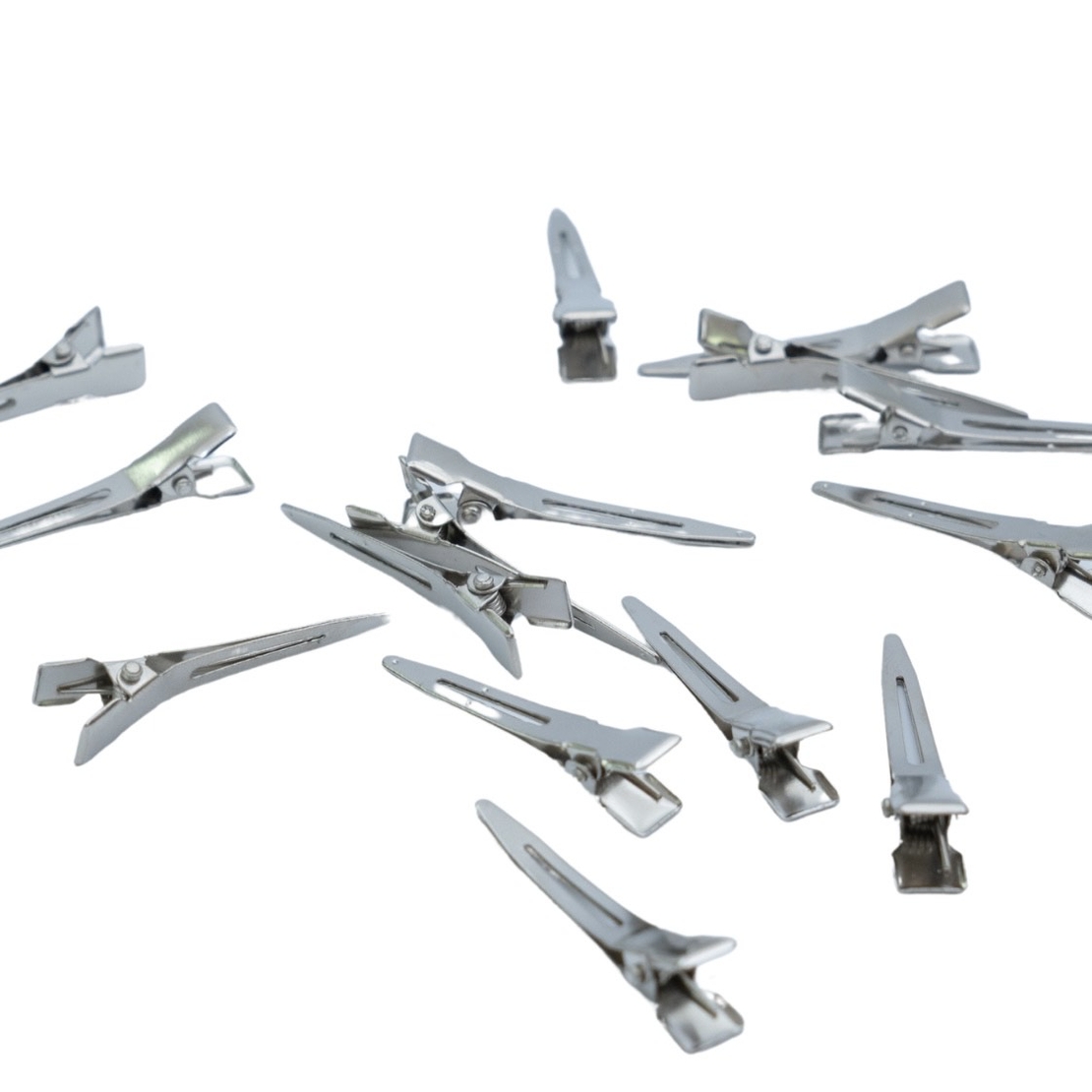 Метални щипки за оформяне на прическа