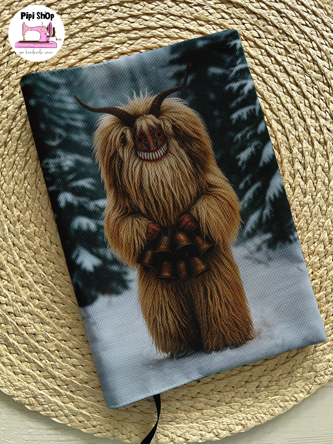 Подвързия за книга с български кукер с персонализация | Хендмейд уют и стил