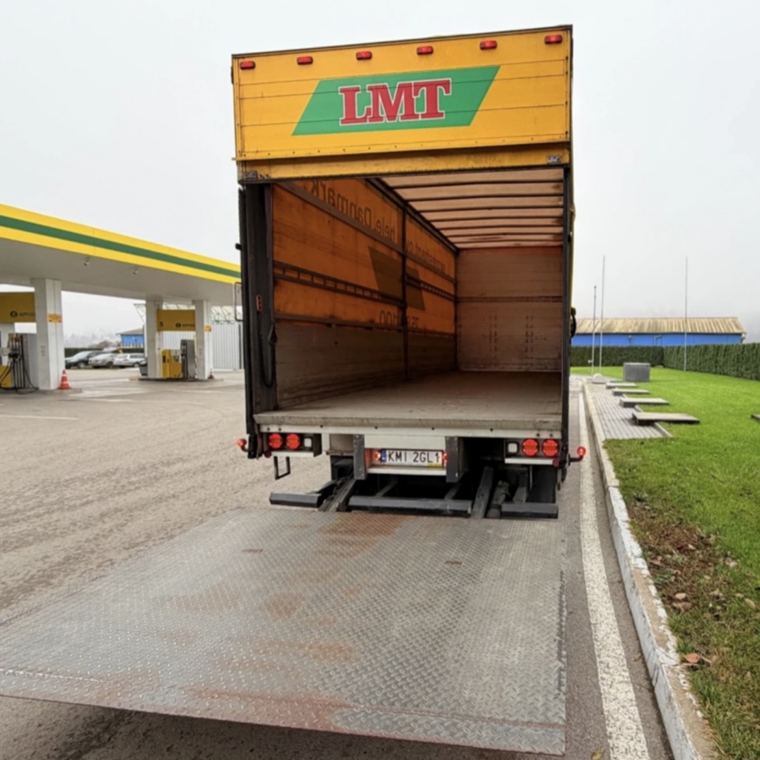 Renault T 2017 18Т ПАДАЩ БОРД