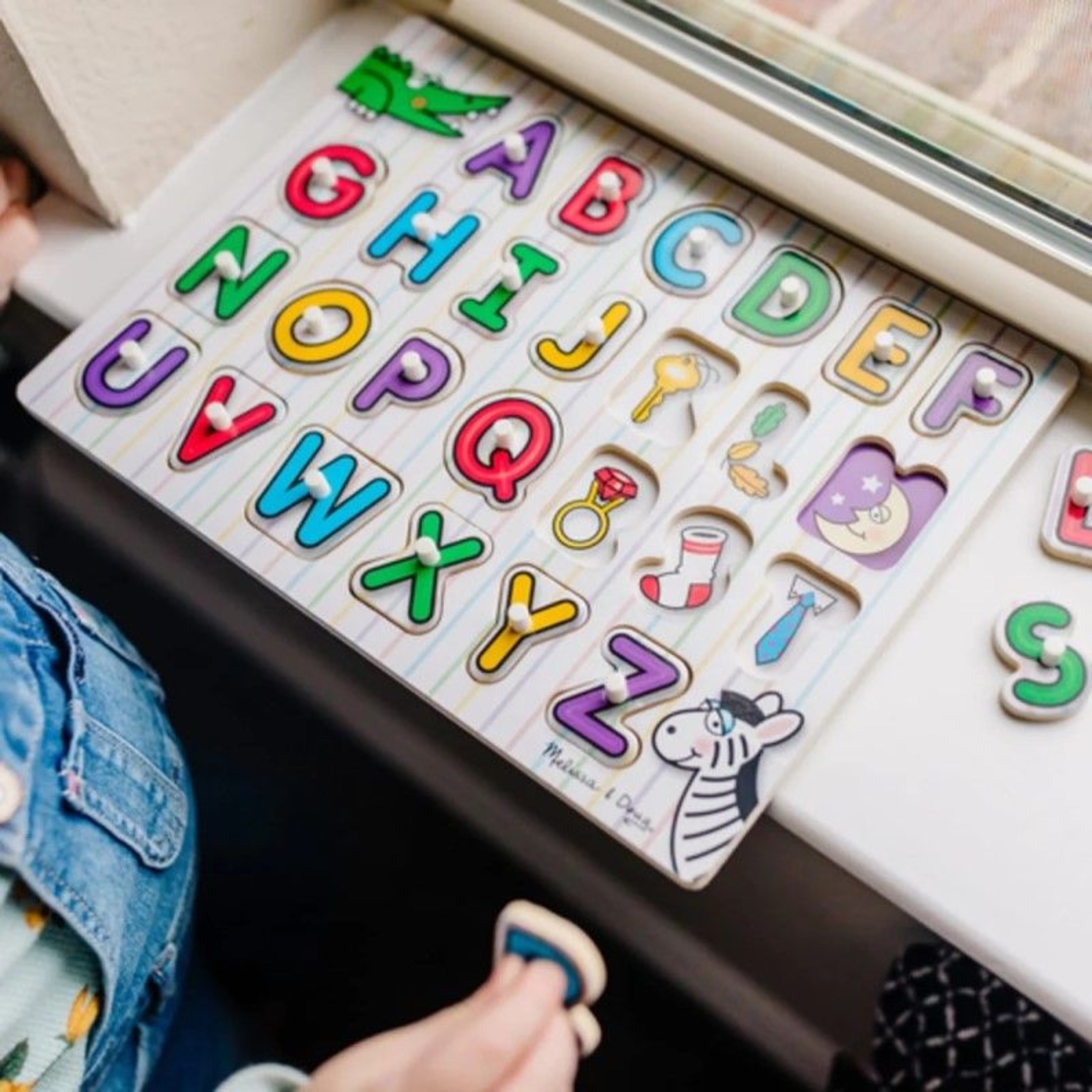 Дървен пъзел Melissa and Doug Азбука 26ч., 3272