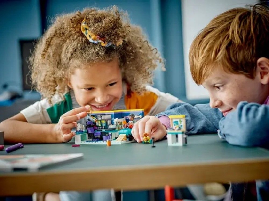 LEGO® Friends Стаята на Нова 41755