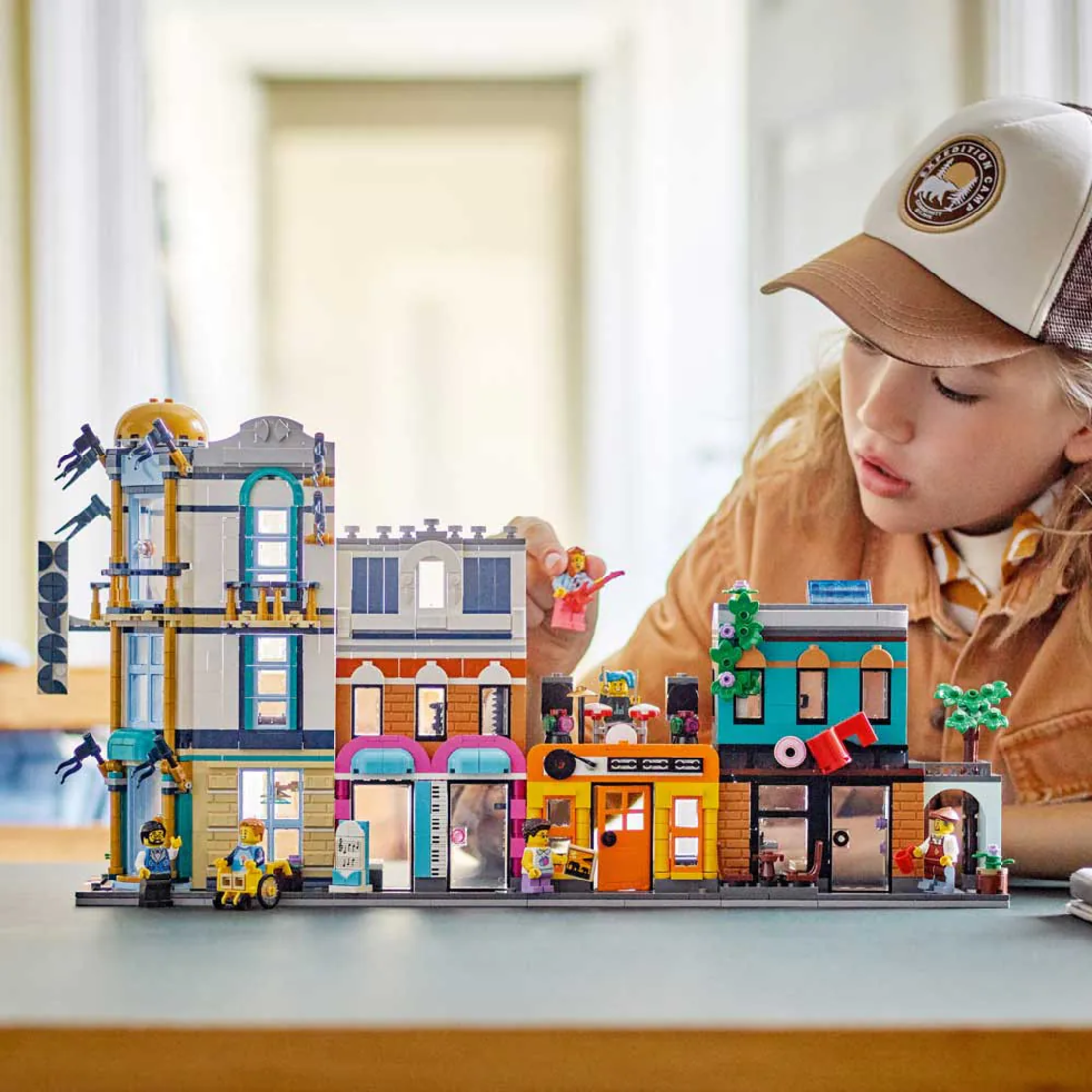 LEGO® Creator Главната улица 31141
