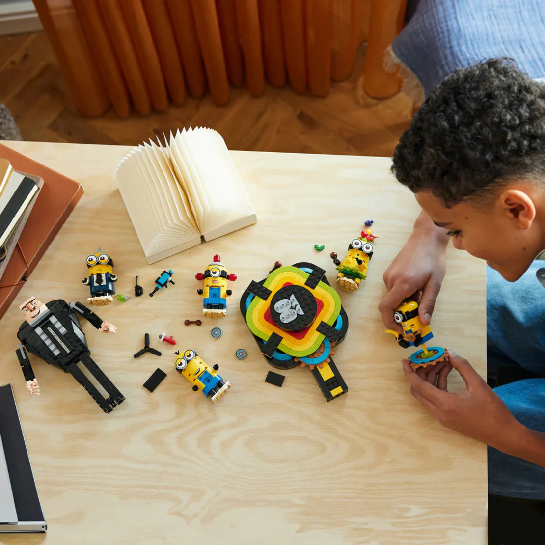 LEGO® Despicable Me Гру и миньоните 75582