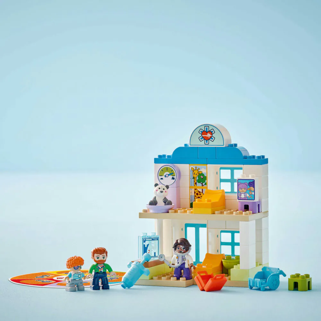 LEGO® DUPLO® Първо посещение при лекаря 10449