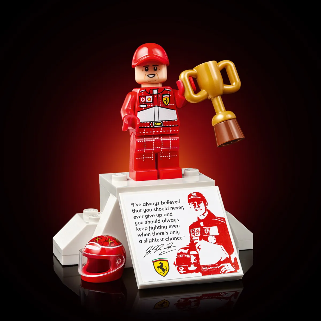LEGO® Icons Ferrari F2004 и Michael Schumacher 11375