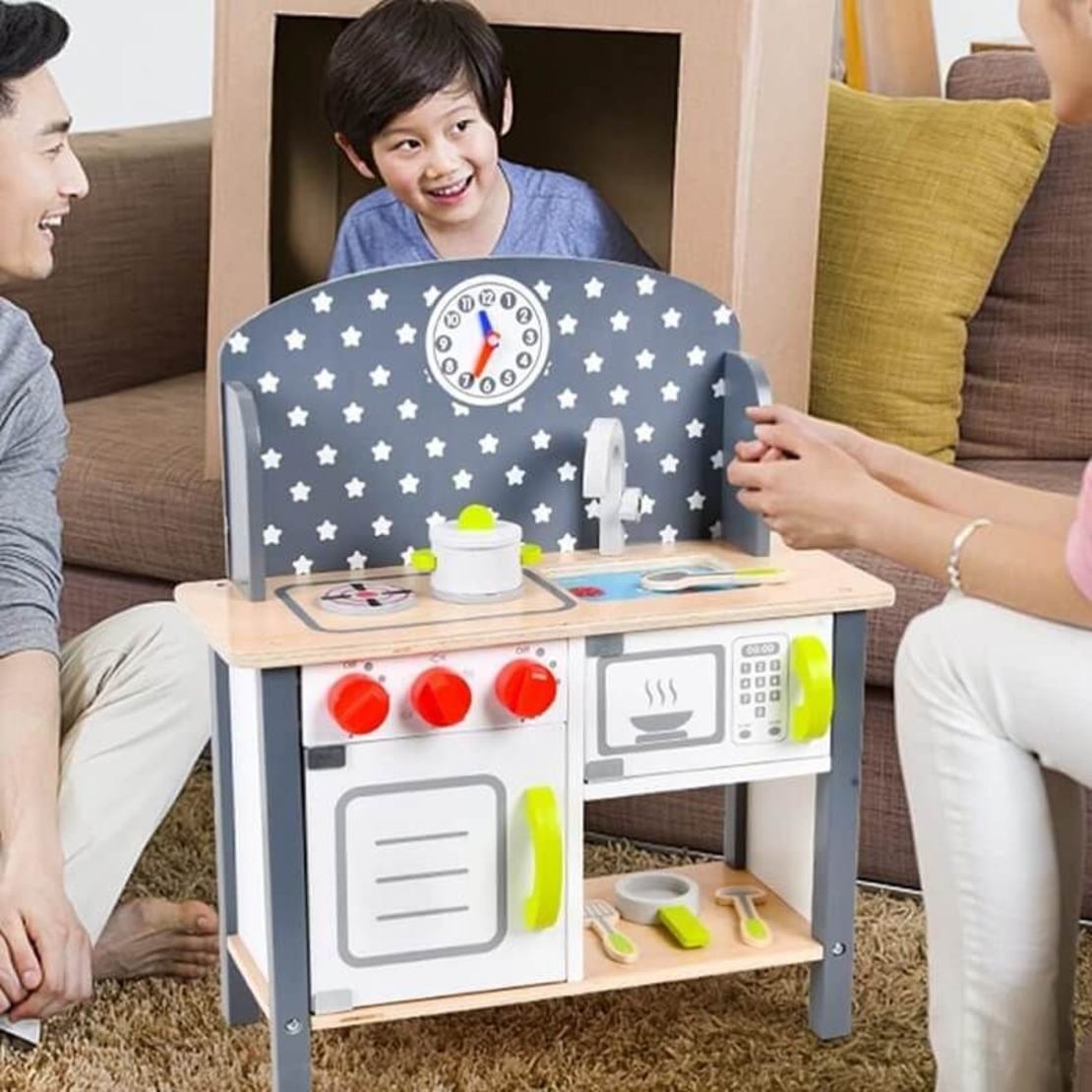 Дървена детска кухня Raya Toys Звезди