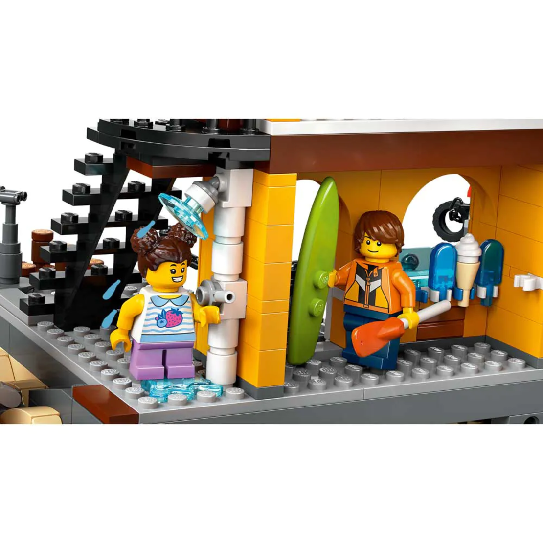 LEGO® City Крайбрежно пристанище с товарен кораб 60422